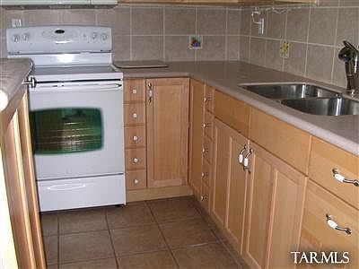 2nd image of 8150 E Broadway Blvd #H106