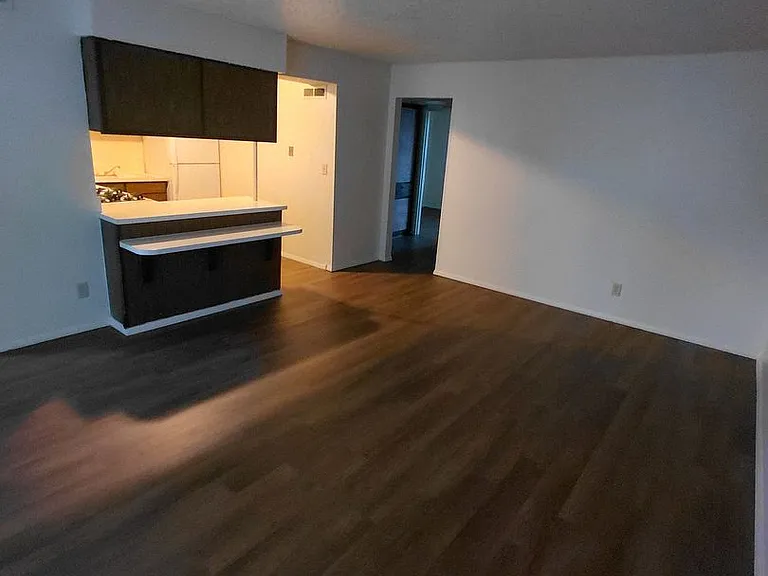 Prairie Sun Apartments — Photo 20
