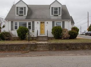 229 Dora St, Pawtucket, RI 02860