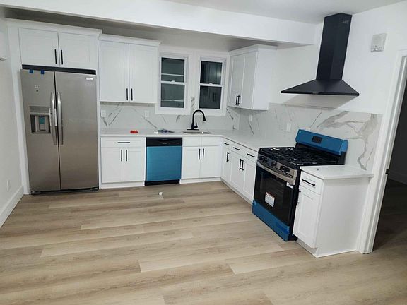 4th image of 443 N Main St #1A