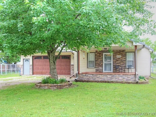 410 Shawnee St, South Coffeyville, OK 74072