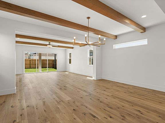 4th image of 710 Waverly St #D