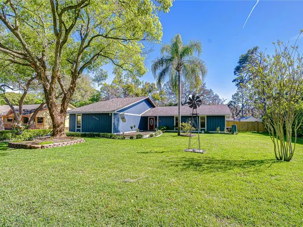 36304 Santeelah Dr, Zephyrhills, FL 33541