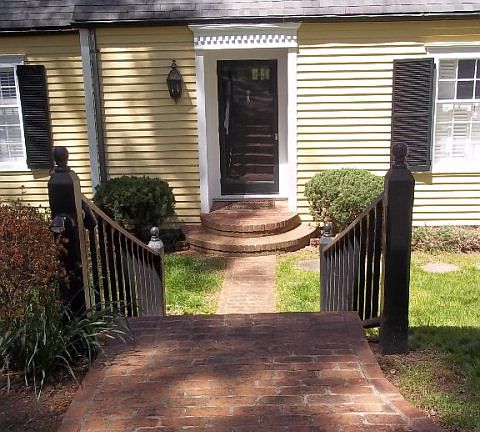 2nd image of 35 Franklin Pl