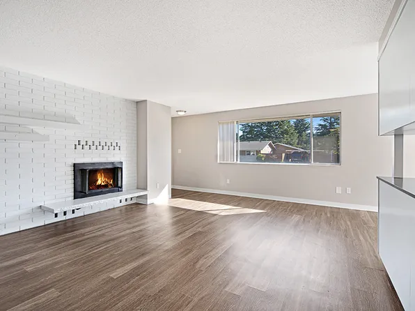 309 School St SE #4, Lacey, WA 98503