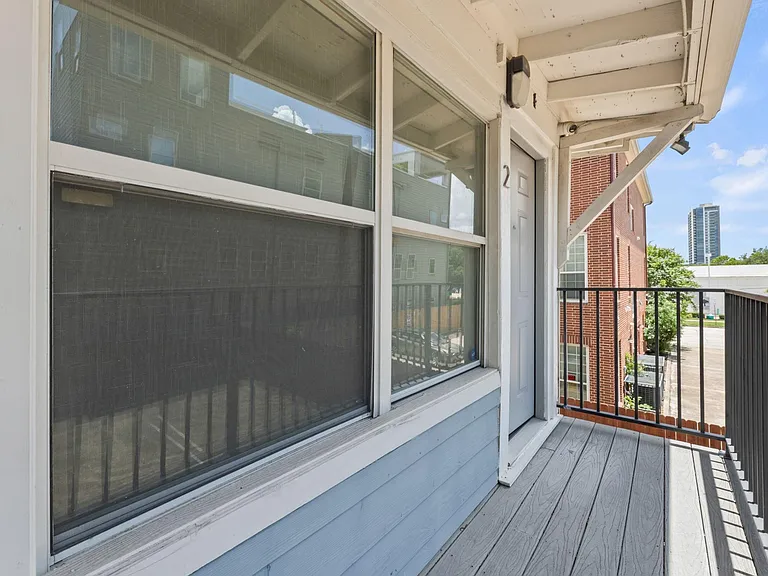 412 Drew St #2 — Photo 17