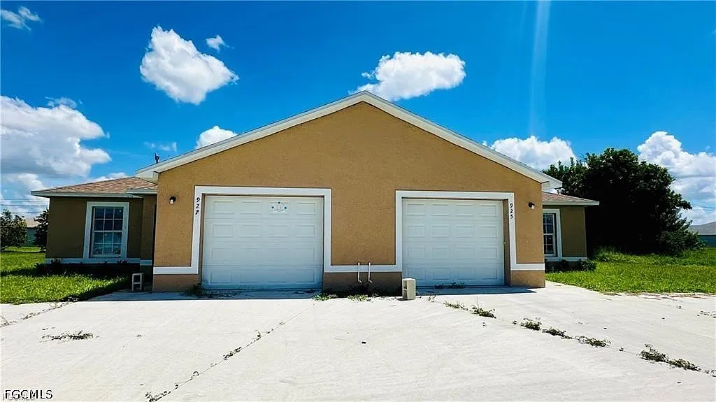 3 bed, 2.0 bath, 1200 sqft, $1,510 — Photo 1