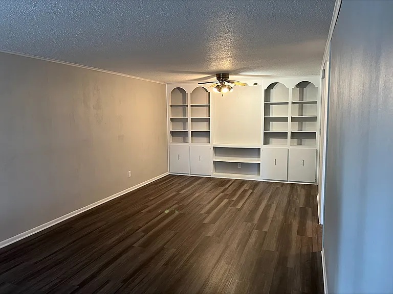Treeborn Apartments — Photo 14