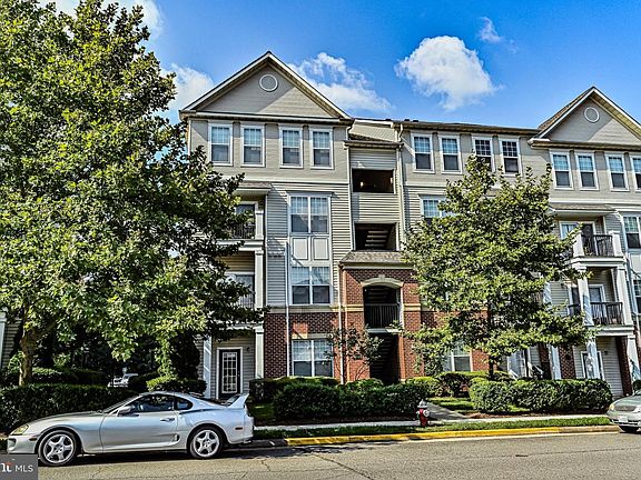 2nd image of 11375 Aristotle Dr APT 202