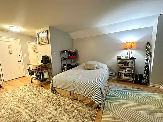 Rented by Tourma Realty LLC | media 11