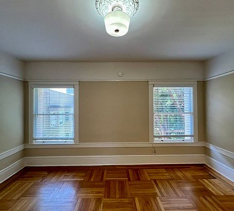 2nd image of 825 Jones St APT 15