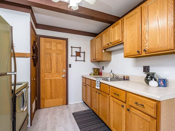 4th image of 16525 Moonrise Ln