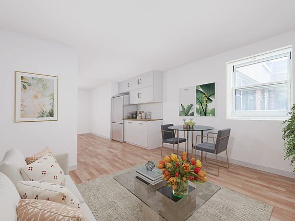 3rd image of 175 Willoughby St APT 16F