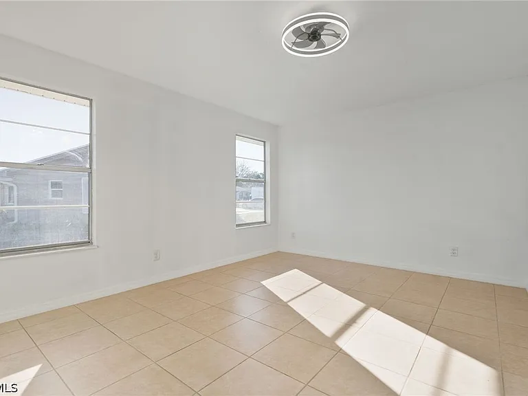 100 Contee Dr — Photo 13