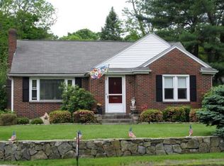 13 Holliston St, Medway, MA 02053