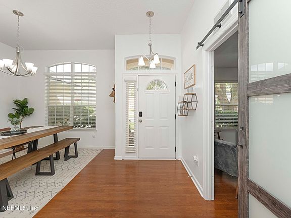 3rd image of 12228 LAKE FERN Drive