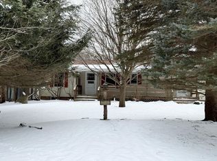 5750 Snay Rd, Palms, MI 48465