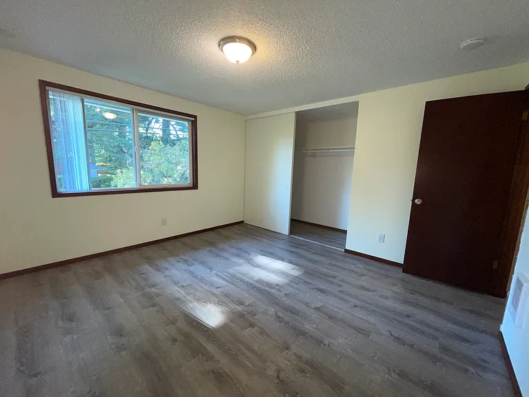9738 SE 42nd Ave #2 — Photo 17