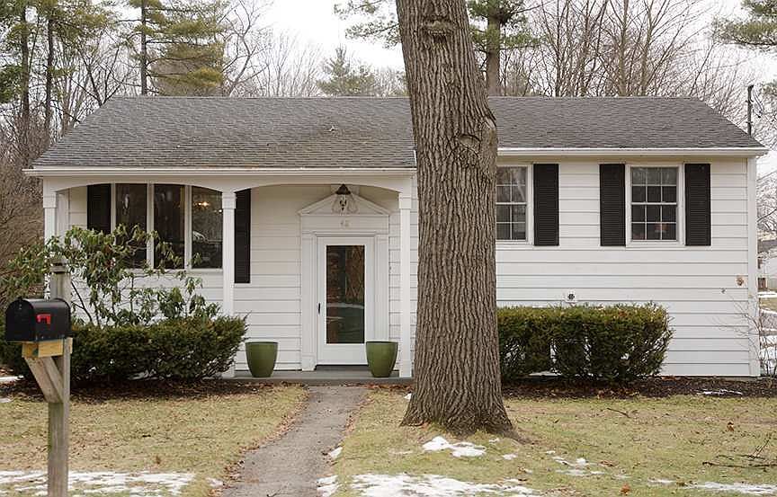 1st image of 48 Myrtle St