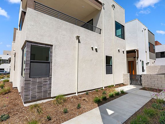 Homesite 41 Exterior Entry