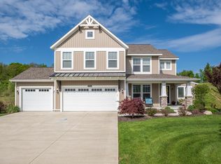 9725 Waterstone Dr SE, Byron Center, MI 49315