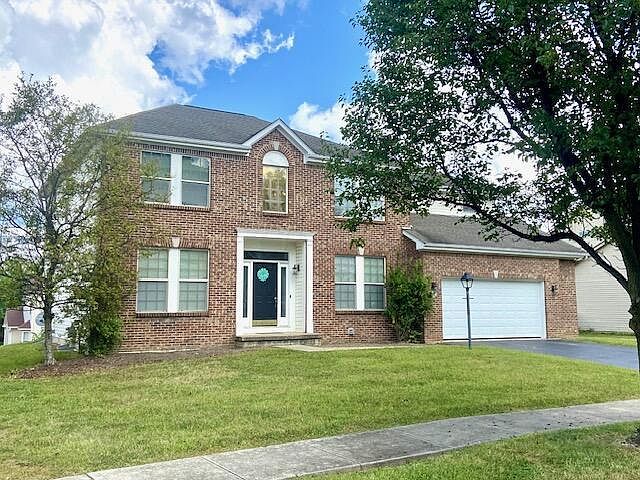 1st image of 650 Canteridge Dr