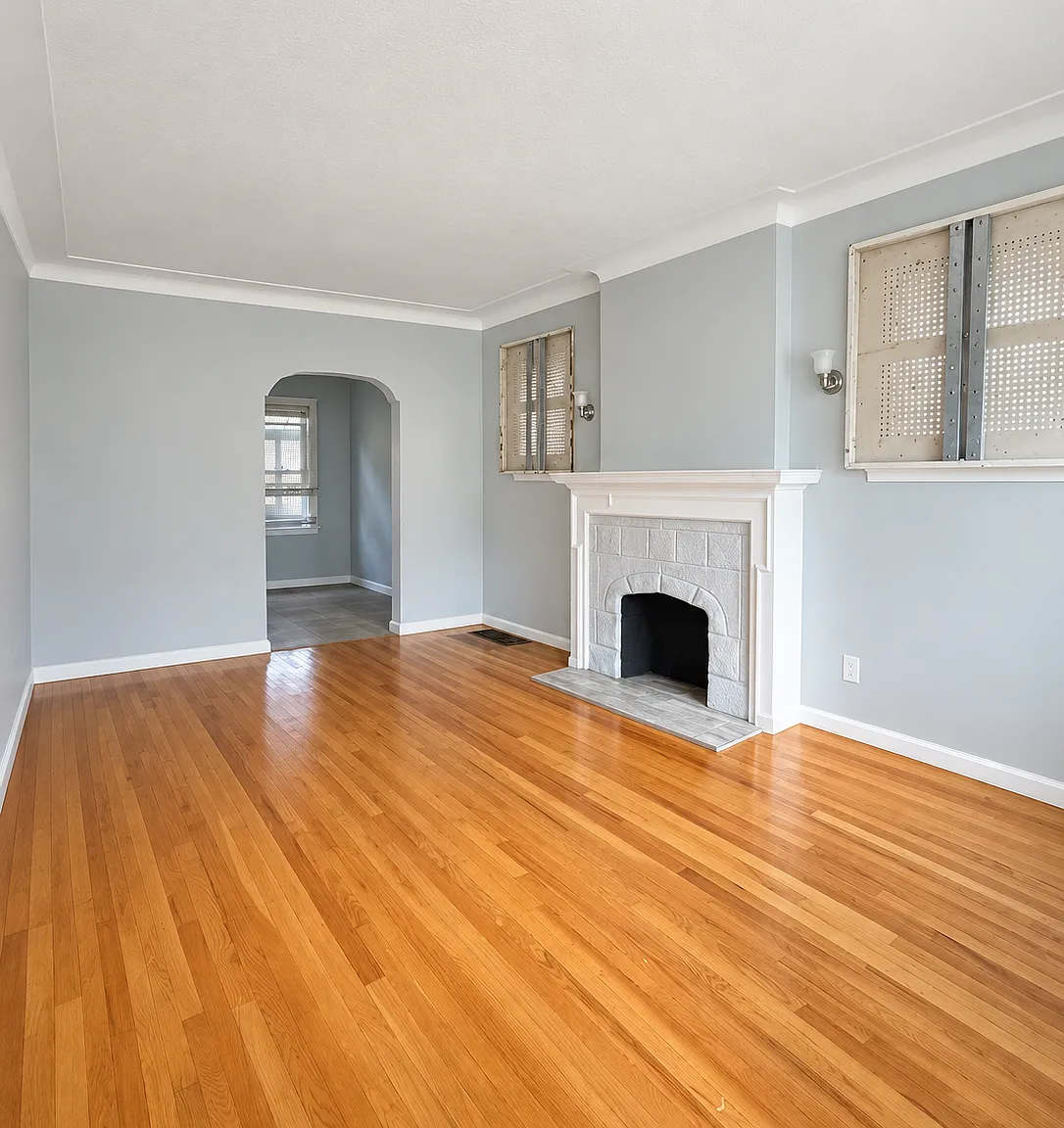 3 bed, 1.5 bath, 1377 sqft, $1,350 — Photo 2