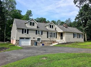 59 Ludlam Rd, Monroe, NY 10950