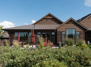 61347 Triple Knot Rd, Bend, OR 97702