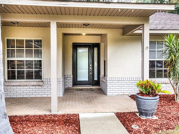 2nd image of 35449 Willow Cir