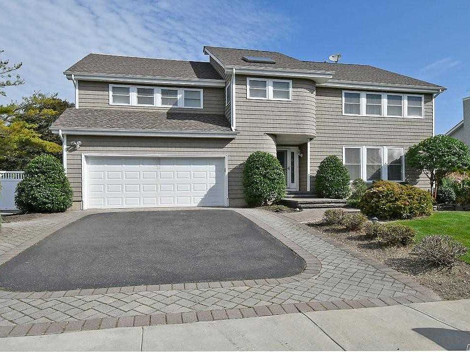 1st image of 43 Daffodil Dr