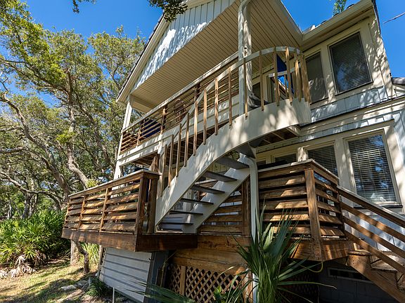 5th image of 547 Carcaba Rd