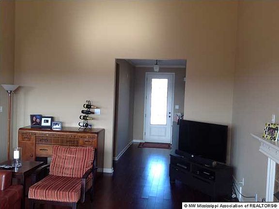 5th image of 13467 Lapstone Ln