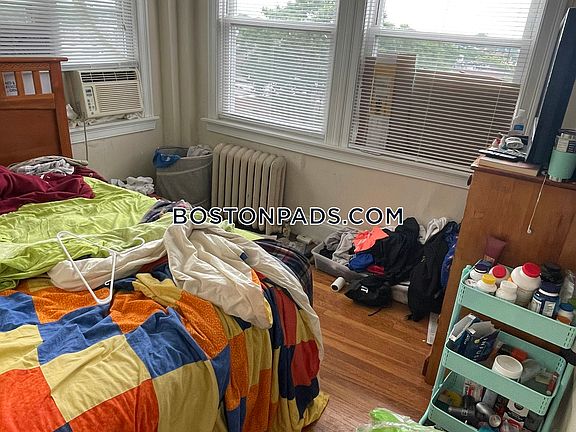 2nd image of 244 Kelton St #16A