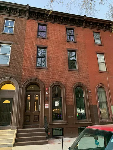 1613 W Girard Ave #2F Photo 1
