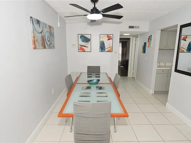 12760 Indian Rocks Rd #555 — Photo 14