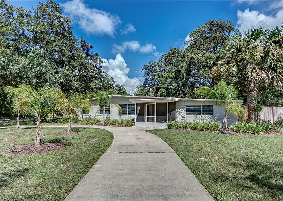 1st image of 1601 Forest Dr