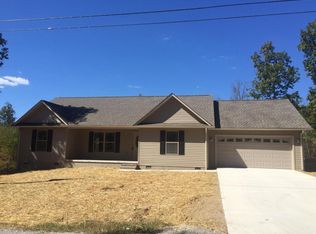 2013 Otomi Dr, Crossville, TN 38572