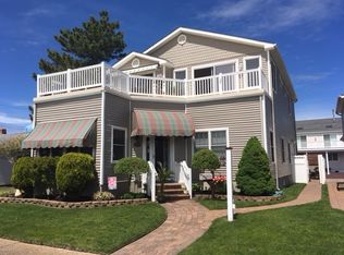 301 16th St, Brigantine, NJ 08203