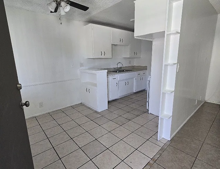 771 Spruce Ave #H — Photo 3