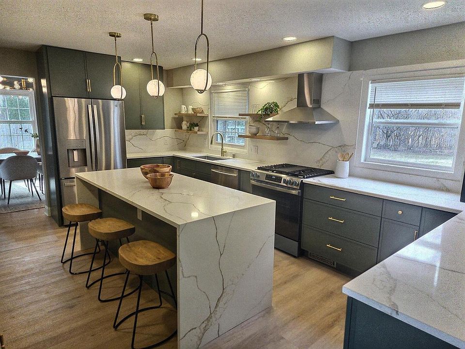 1st image of 2608 W Hyacinth COURT