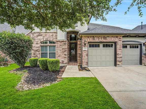 2nd image of 2234 Angel Trumpet Dr