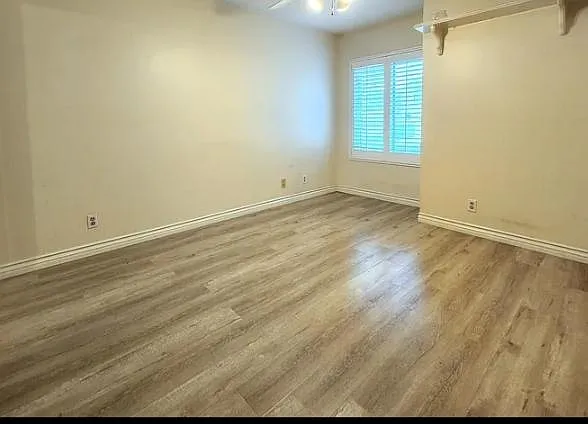 51 Red Rock — Photo 11