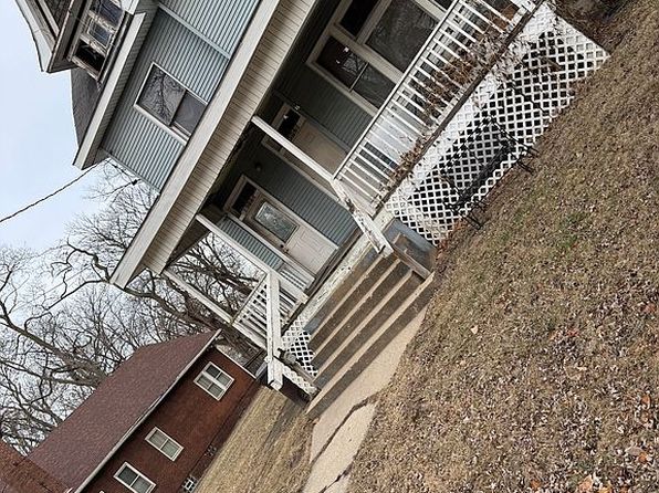1504 N Linn St