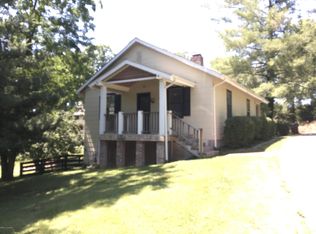 701A Blankenbaker Ln, Louisville, KY 40207