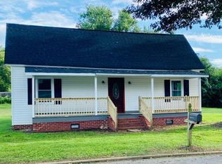 96 7th St, Summerville, GA 30753