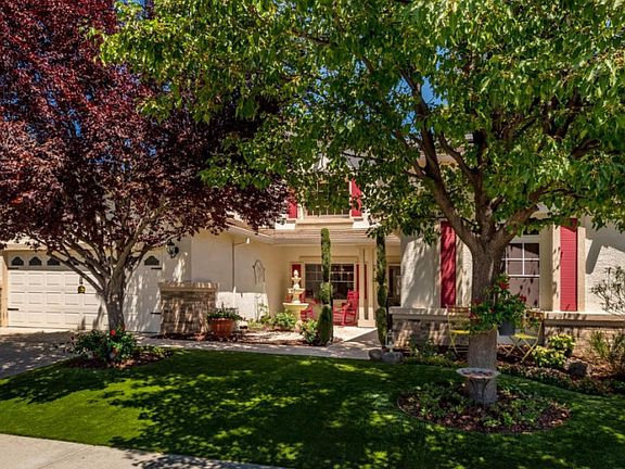 2nd image of 277 Saint Tropez Ln
