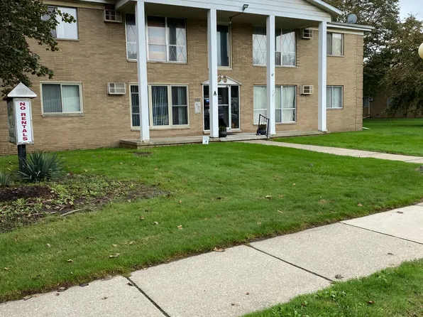 26305 W Seven Mile Rd #A-203, Redford, MI 48240