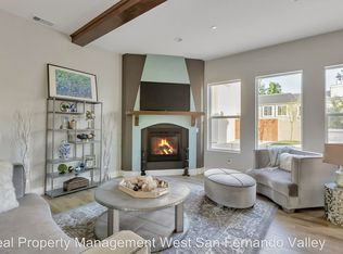 20815 W Oklahoma Ct, Chatsworth, CA 91311