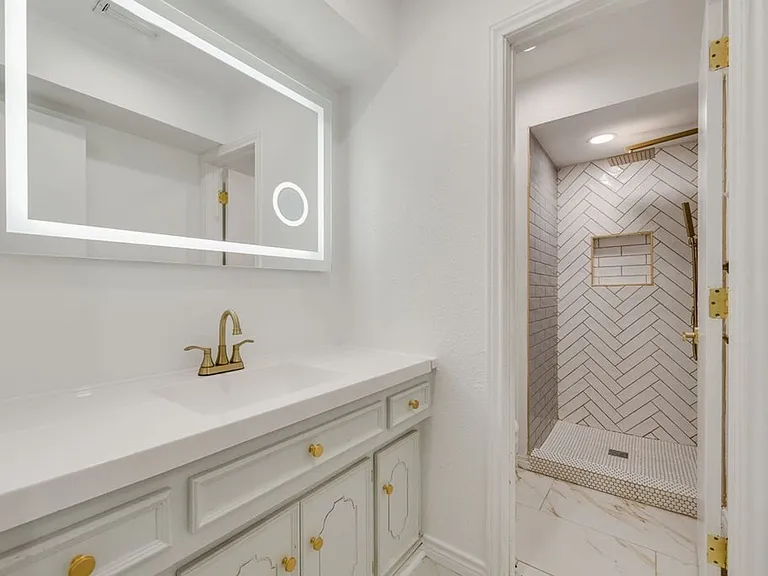 7124 Teresita Trl — Photo 20